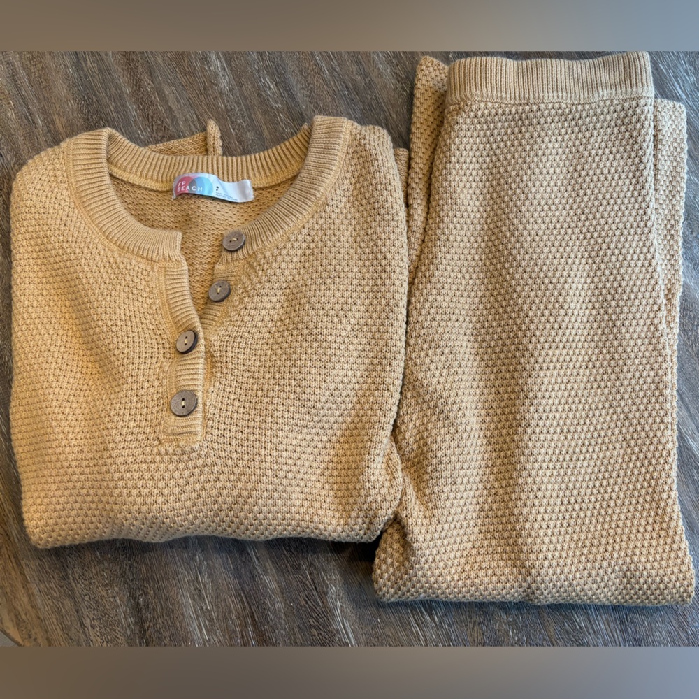 Free People Hailee Sweater set in Small